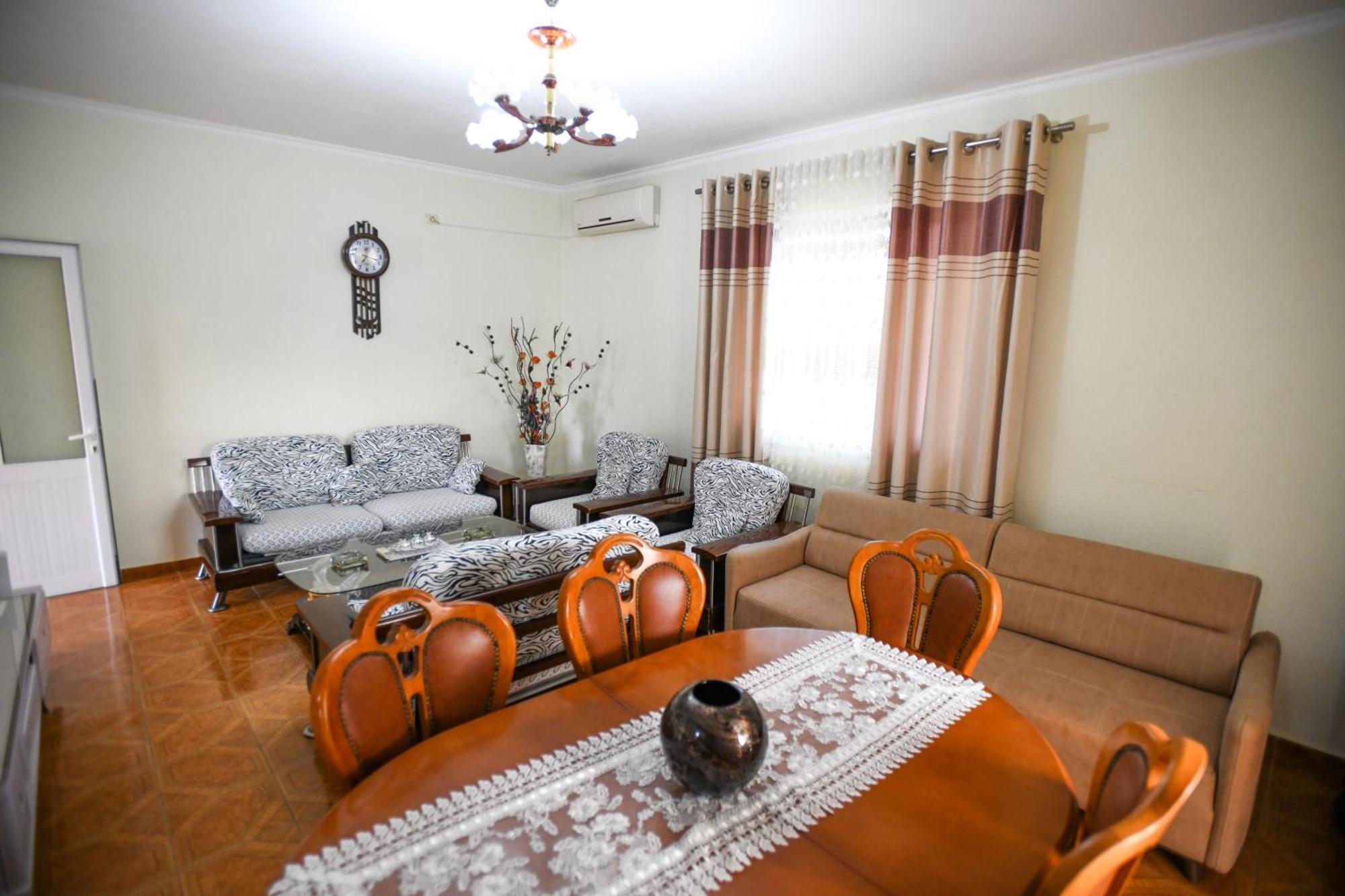 Apartment Darlin เบราท ภายนอก รูปภาพ